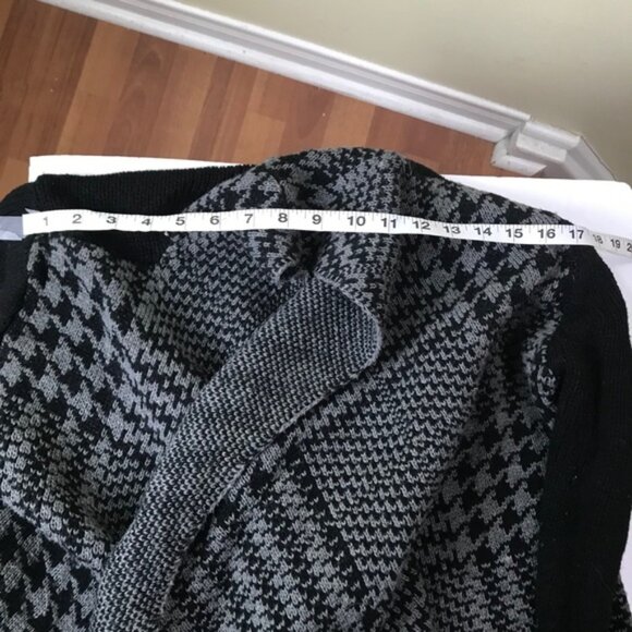 Lady Dutch Houndstooth Open Cardigan Sweater Wrap Knit Color Block Grey Black M - Picture 9 of 12